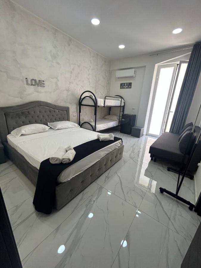 Appartement Terrace Luxury Caracciolo Napels