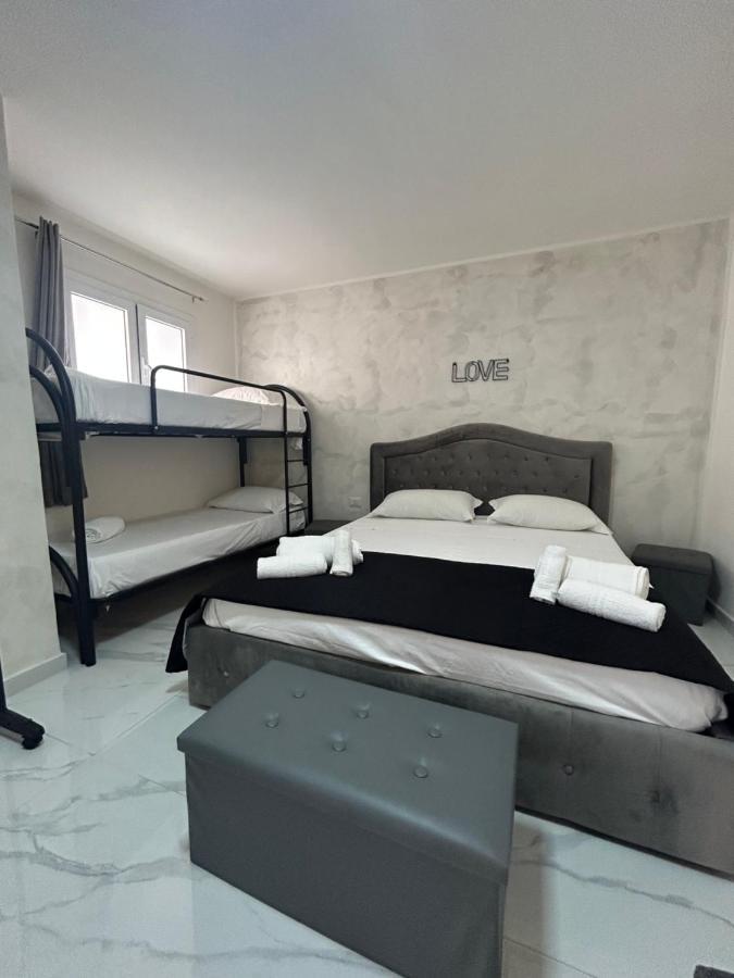Terrace Luxury Caracciolo Appartement *